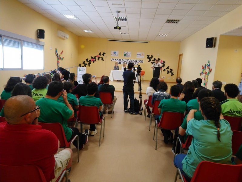 Slider Inauguración Furgoneta...